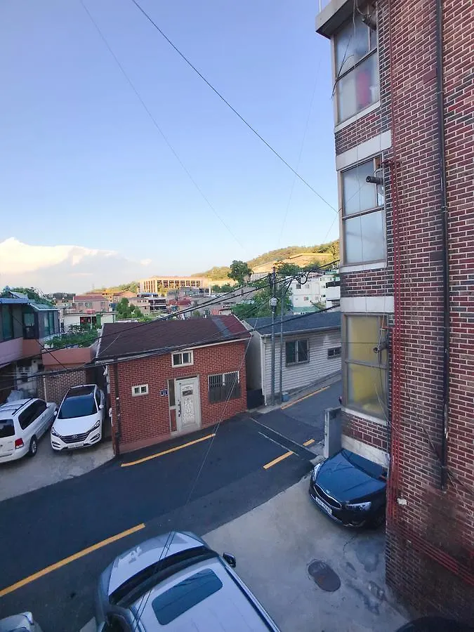 1012 House Namsan - Foreigner Only Seoul 2*,